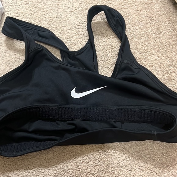 Nike sports bra black - Picture 4 of 4